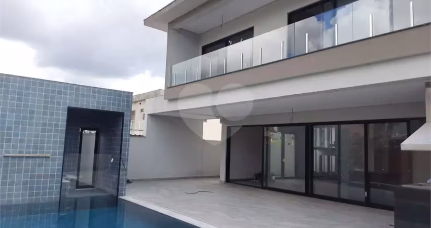 Condomínio com 4 quartos à venda em Maitinga - SP