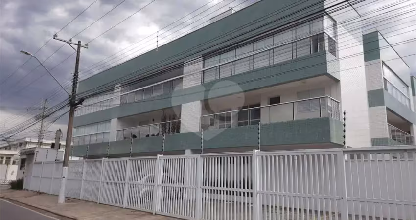 Apartamento com 2 quartos à venda ou para locação em centro - sp