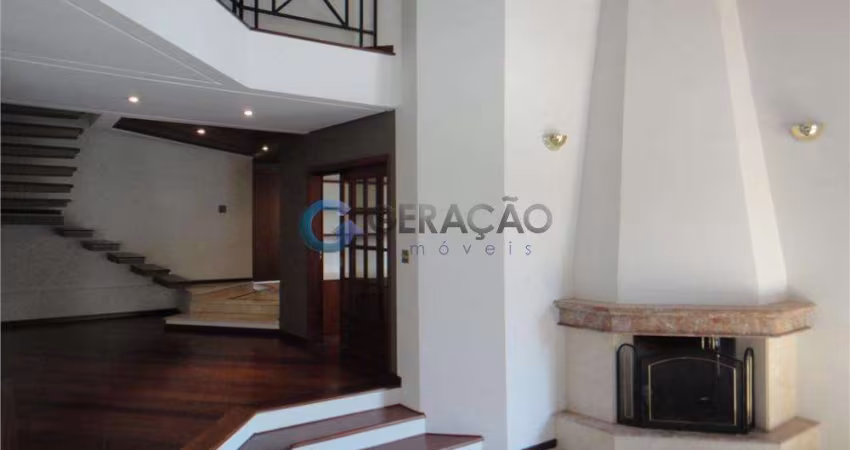 Sobrado em condomínio para venda com 4 quartos e 4 vagas de garagem com 410m² - Bosque Imperial