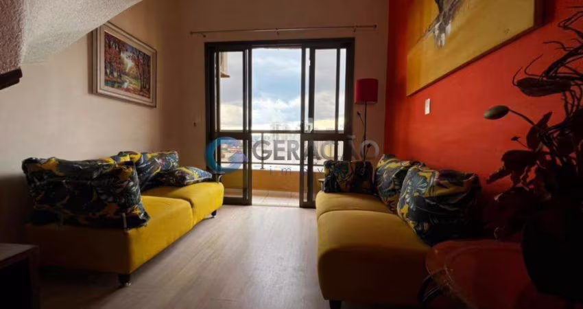 Cobertura para venda de 03 Dorm. e 01 Suíte - 153m² no Jardim Aquarius