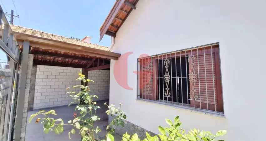 Casa/Comércio no Centro de Jacareí / Atrás do Parque dos Eucaliptos A VENDA