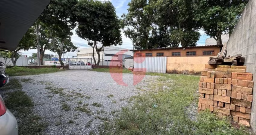 Terreno misto com casa / sobrado no bairro Palmeiras de São José - São José dos Campos SP