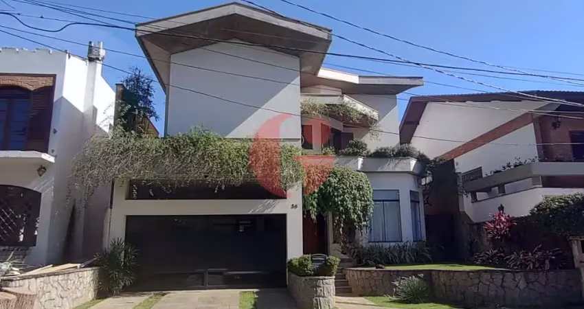 Sobrado 281,27m² em condominio fechado, 3 suites e 2 vagas de garagens no Condomínio Jardim das Colinas !