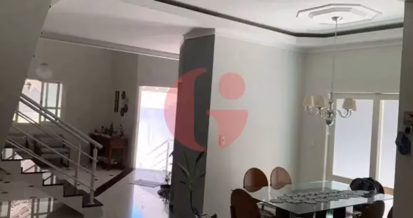 Casa/sobrado para venda com 3 quartos e 2 garagens com 186m² - loteamento villa branca