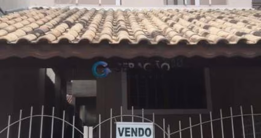 Casa para venda com 03 Dorm. e 01 Suíte - 120m² no Residencial Flamboyant