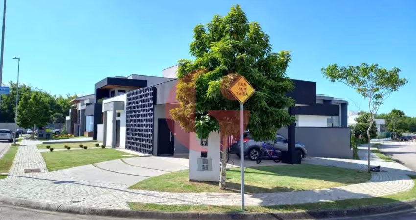 Casa em condomínio para venda com 4 quartos e 2 vagas de garagem com 238m² - Urbanova