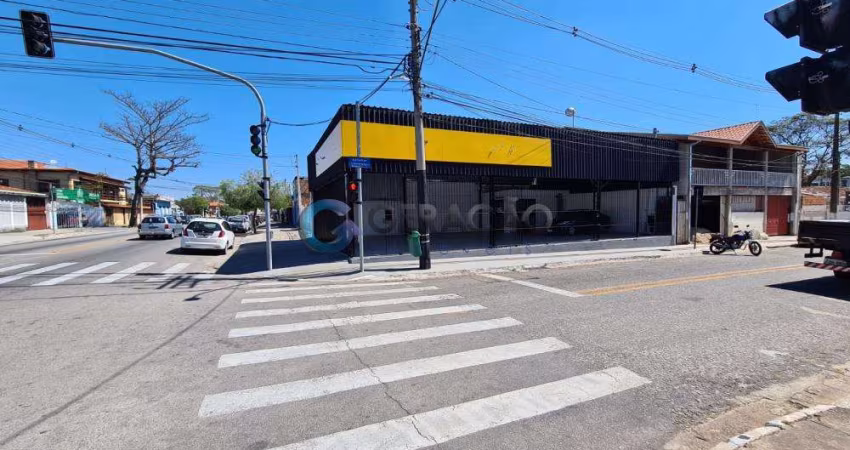 Galpão industrial para venda com 170m² no bairro Vila Industrial