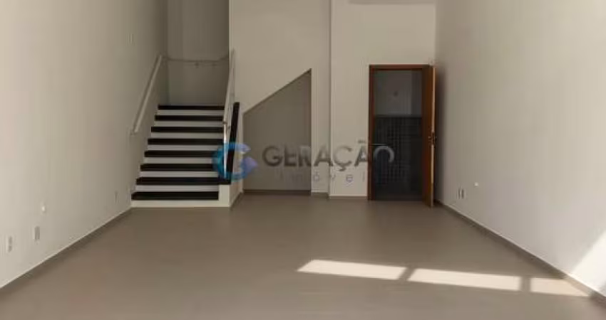 Loja para locação com 01 banheiro e 03 vagas de garagem - 115m² no bairro Jardim América