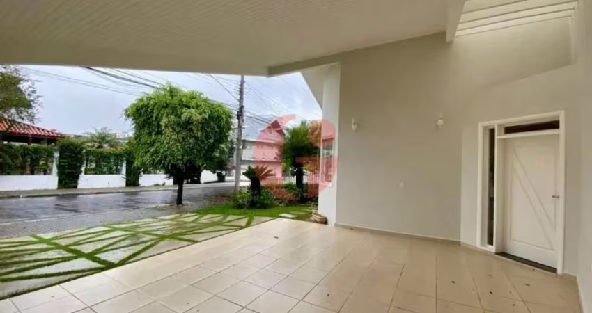 Casa em condomínio para locação com 04 quartos e 02 vagas de garagem - 285m² no bairro Jardim Aquarius