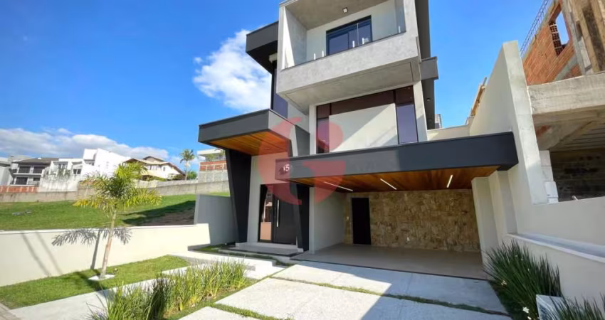 Sobrado em condomínio para venda com 4 quartos e 4 vagas de garagem - 263m² no bairro Urbanova