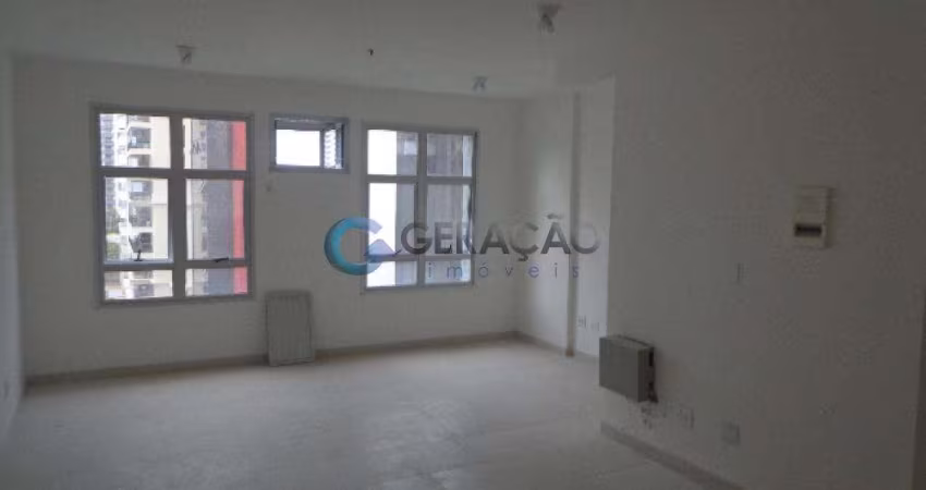 Sala comercial para venda com 38m² no bairro Jardim Aquarius
