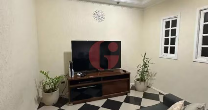 Sobrado em condomínio para venda com 3 quartos (1 suíte) - 250m² no bairro Jardim Uirá