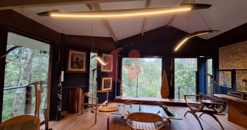 Chácara para venda com 02 quartos - Terreno com 50.000m² em Santo Antônio do Pinhal-SP
