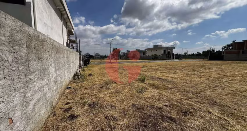 Terreno à venda em condomínio fechado no bairro eugênio de melo- com 250 m²