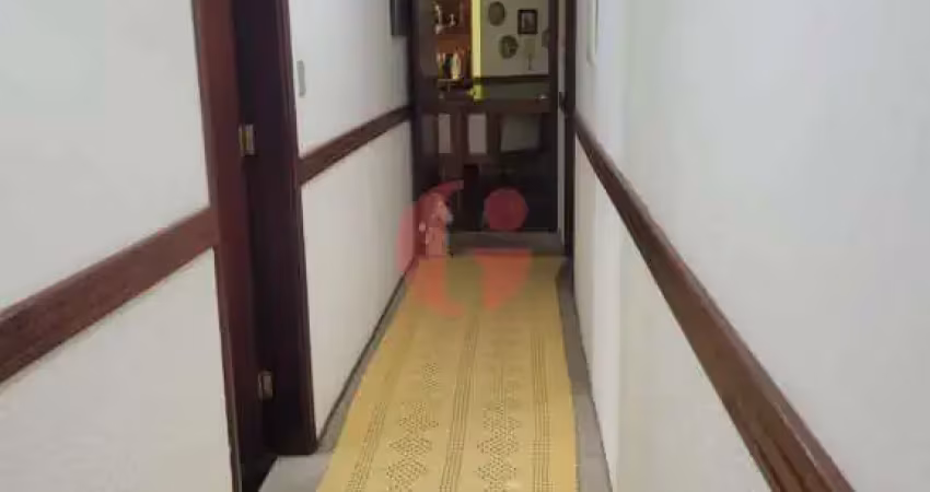 Casa à venda com 4 quartos sendo 1 suíte- 3.200 m² de terreno- bosque dos eucaliptos