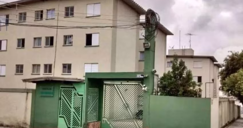 Vende Apartamento com 2 Quartos e 1 banheiro à Venda, 55 m² por R$ 200.000