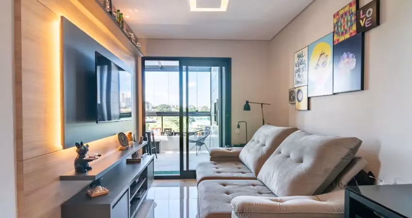 otimo padrão de construção, planta boa, 02 garagens e deposito