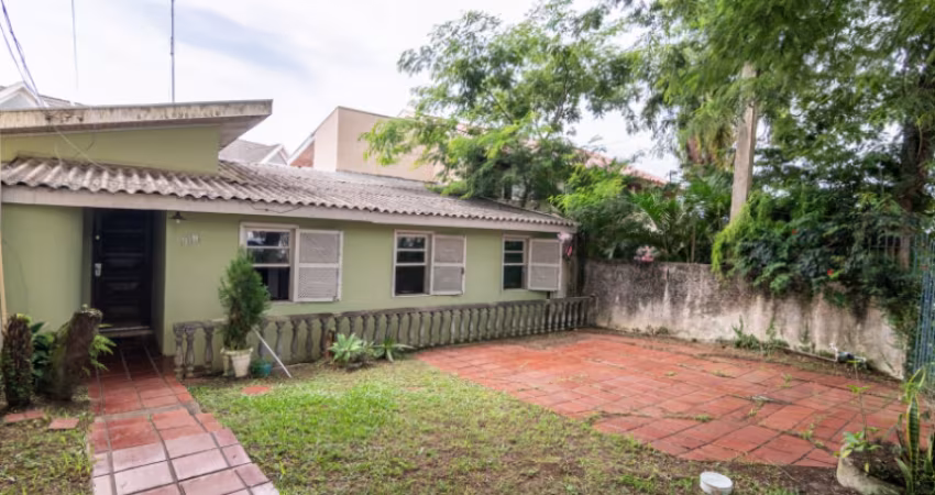 terreno com casa averbada, 1 quadra da fagundes varela, zr3 potencial para comercio.