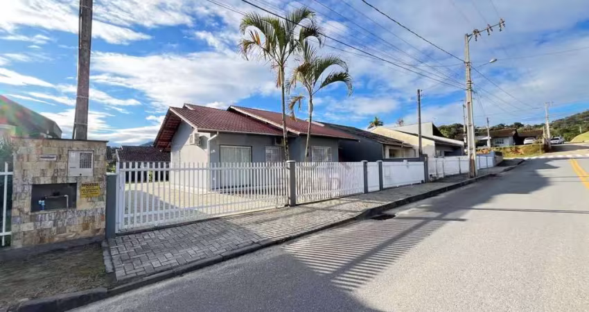 Casa com 3 dormitórios à venda, 97 m² por r$ 650.000,00 - rega tres - pomerode/sc