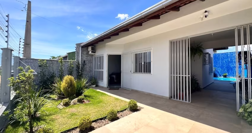 Casa c/ Piscina Maravilhosa em Barra Velha