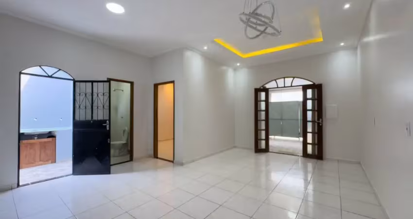 Casa com 2 quartos para alugar na Rua dos Canários, 119, Cidade de Deus, Manaus