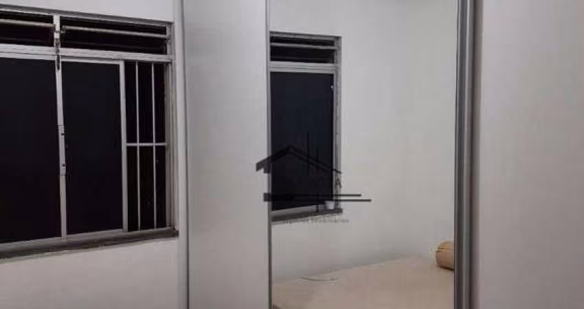 Apartamento com 2 dormitórios à venda, 59 m² por R$ 245.000 - Tibery - Uberlândia/MG