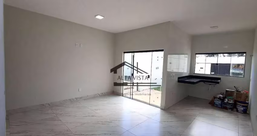 Casa com 2 dormitórios à venda, 65 m² por R$ 290.000,00 - Jardim Ipanema I - Uberlândia/MG
