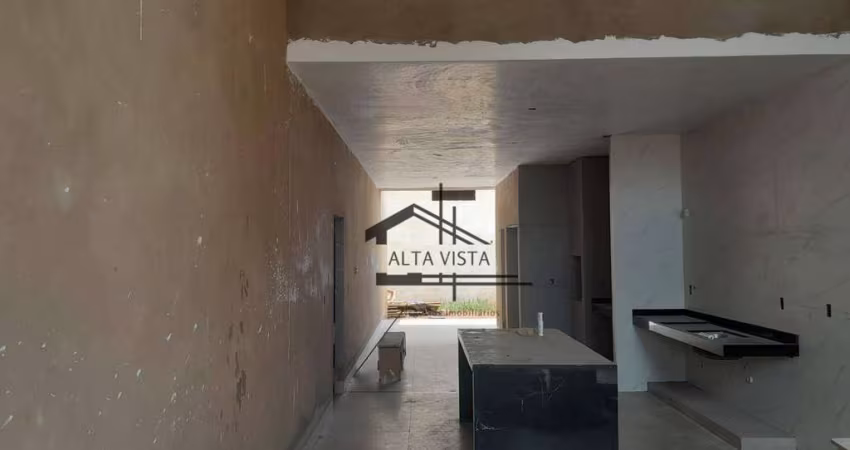 Casa com 3 dormitórios à venda, 150 m² por R$ 760.000,00 - Laranjeiras - Uberlândia/MG