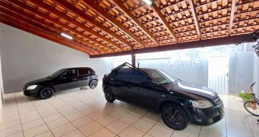 Casa com 3 dormitórios à venda, 150 m² por R$ 480.000 - Jardim Holanda - Uberlândia/MG