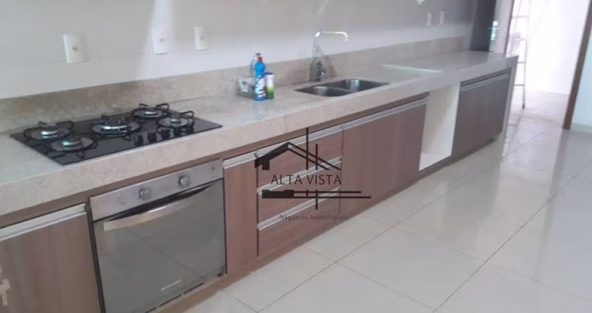 Casa com 3 dormitórios à venda, 172 m² por R$ 870.000 - Pampulha - Uberlândia/MG