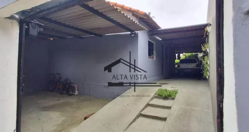 Casa com 3 dormitórios à venda, 140 m² por R$ 280.000 - Luizote de Freitas - Uberlândia/MG