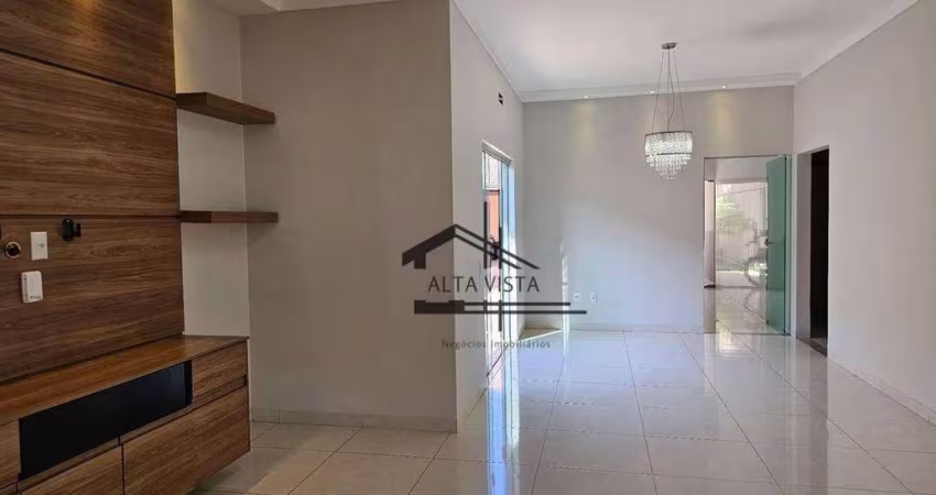 Casa com 3 dormitórios à venda, 200 m² por R$ 680.000,00 - São Jorge - Uberlândia/MG