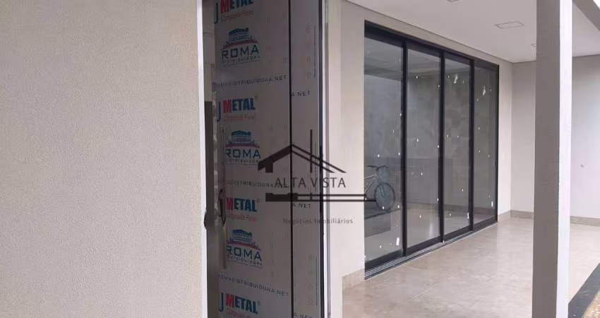Sobrado com 3 dormitórios à venda, 245 m² por R$ 1.160.000 - Alto Umuarama - Uberlândia/MG