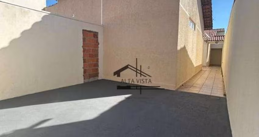 Casa com 2 dormitórios à venda, 74 m² por R$ 260.000,00 - Pacaembu - Uberlândia/MG