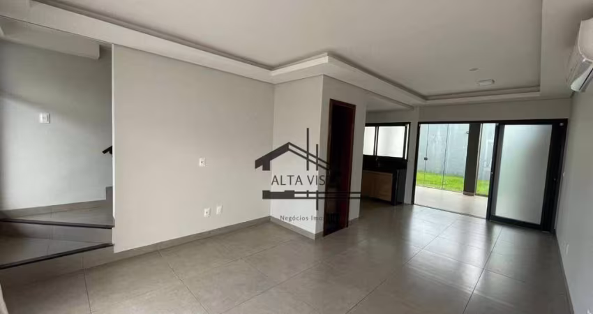 Sobrado com 3 dormitórios à venda, 110 m² por R$ 590.000 - Vida Nova - Uberlândia/MG
