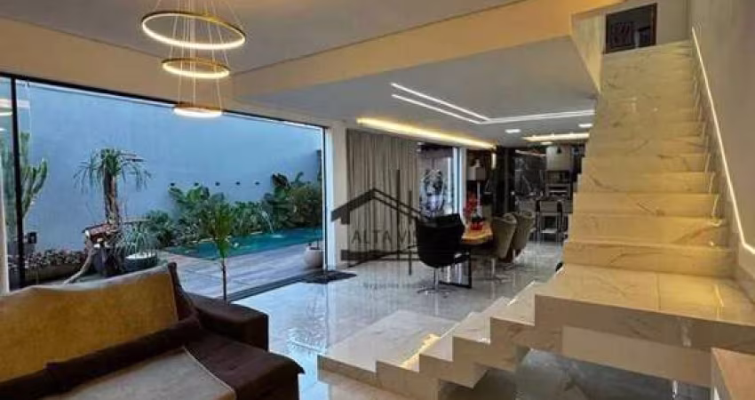 Casa com 3 dormitórios à venda, 260 m² por R$ 1.000.000 - São Jorge - Uberlândia/MG