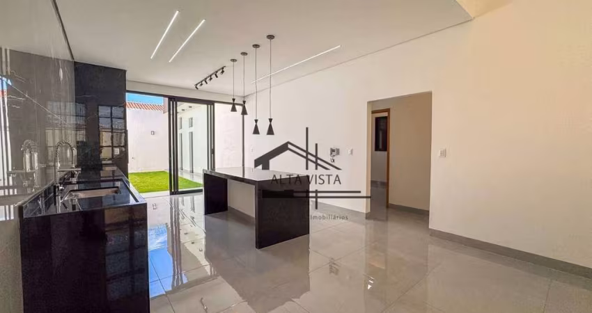 Casa com 3 dormitórios à venda, 159 m² por R$ 1.080.000 - Alto Umuarama - Uberlândia/MG