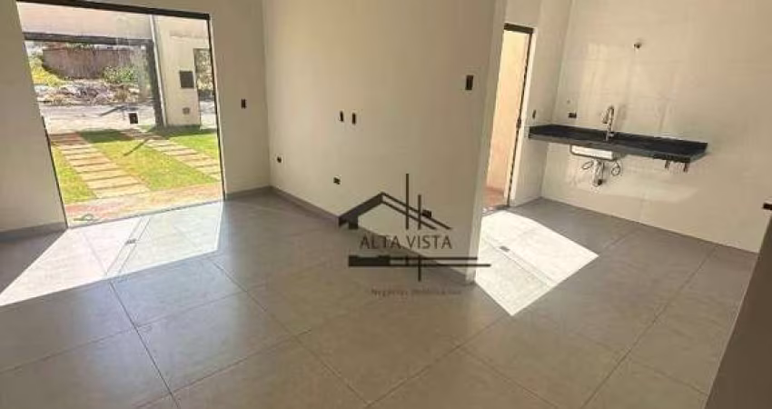 Casa com 3 dormitórios à venda, 72 m² por R$ 425.000 - Novo Mundo - Uberlândia/MG