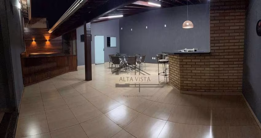Casa com 3 dormitórios à venda, 190 m² por R$ 850.000 - Granada - Uberlândia/MG