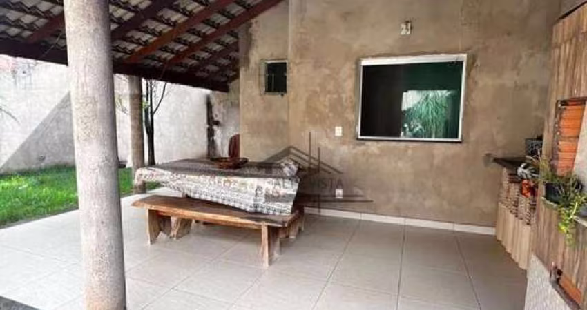 Casa com 3 dormitórios à venda, 120 m² por R$ 368.000 - Jardim Holanda - Uberlândia/MG