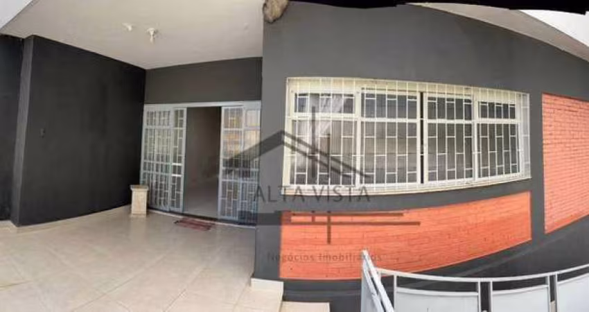 Sobrado com 3 dormitórios à venda, 183 m² por R$ 550.000,00 - Lidice - Uberlândia/MG