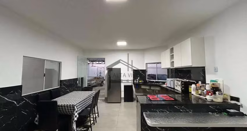 Casa com 3 dormitórios à venda, 196 m² por R$ 683.000 - Jardim Botânico - Uberlândia/MG