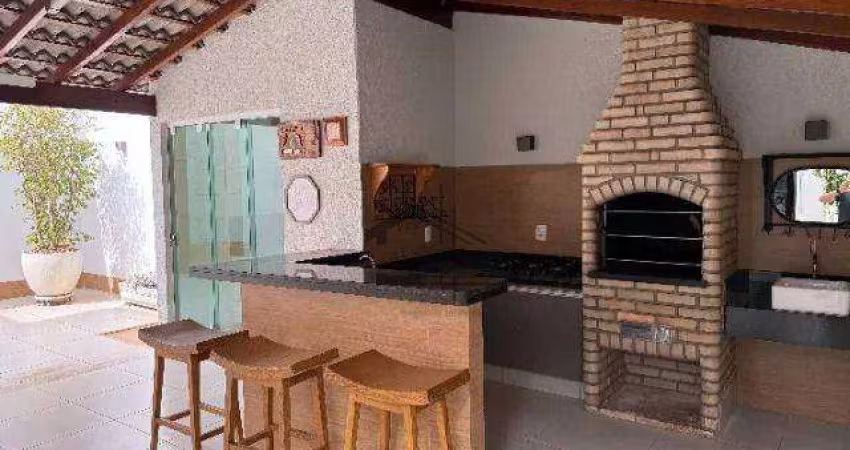 Casa com 3 dormitórios à venda, 190 m² por R$ 840.000 - Alto Umuarama - Uberlândia/MG