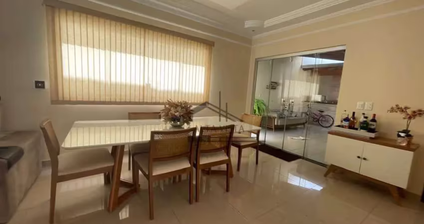 Casa com 3 dormitórios à venda, 235 m² por r$ 700.000,00 - jardim europa - uberlândia/mg