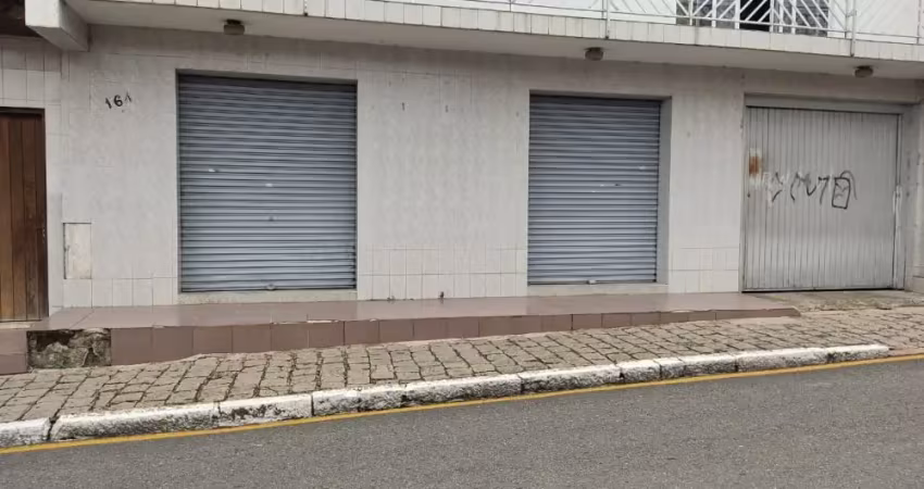 Excelente Imóvel 2 sobrados Residencial e Comercial Na Área Central.
