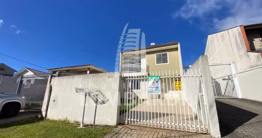Sobrado com 3 quartos  para alugar, 90.00 m2 por R$3100.00  - Capao Raso - Curitiba/PR