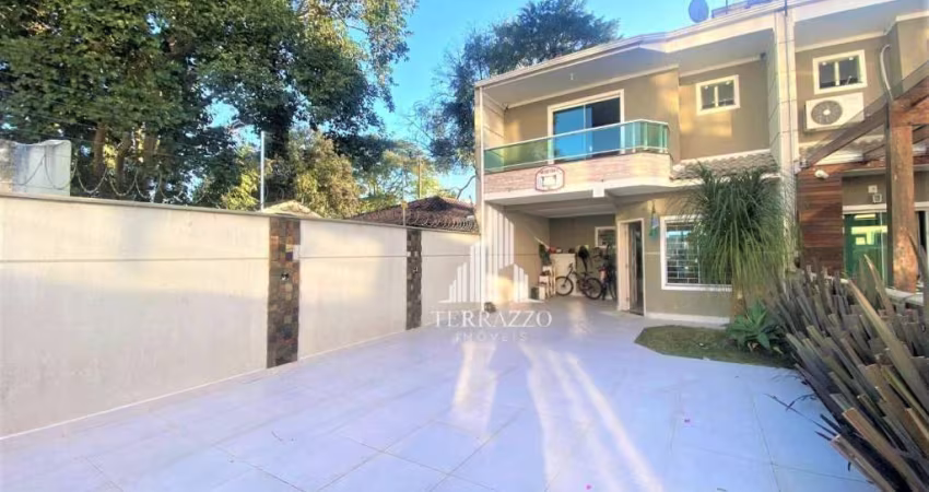 Sobrado com 3 dormitórios à venda, 113 m² por R$ 750.000,00 - Costeira - São José dos Pinhais/PR