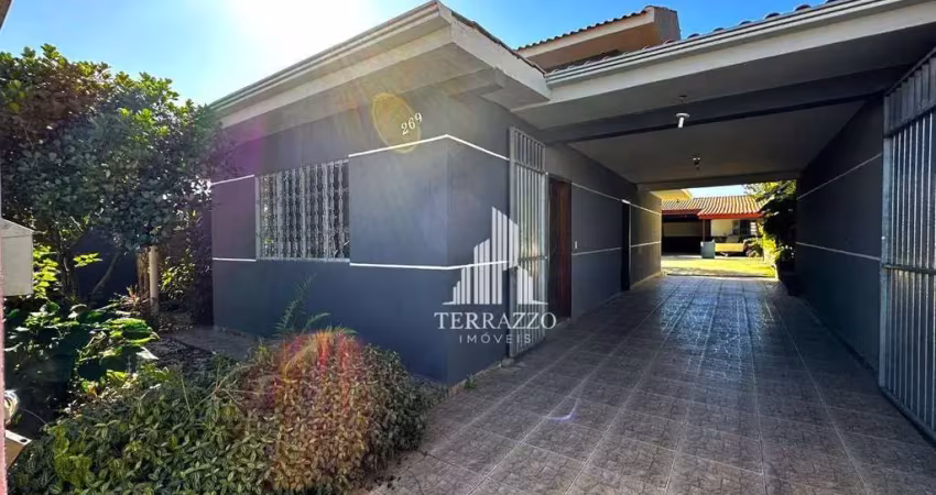 Sobrado com 4 dormitórios à venda, 250 m² por R$ 650.000,00 - Quississana - São José dos Pinhais/PR