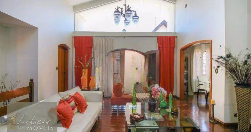 Casa com piscina em Vila no Brooklin Velho