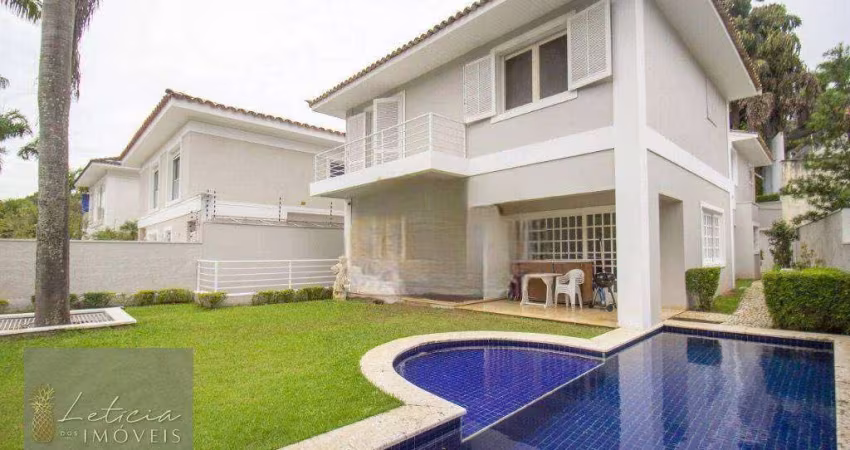 CASA COM PISCINA NO JARDIM GUEDALA
